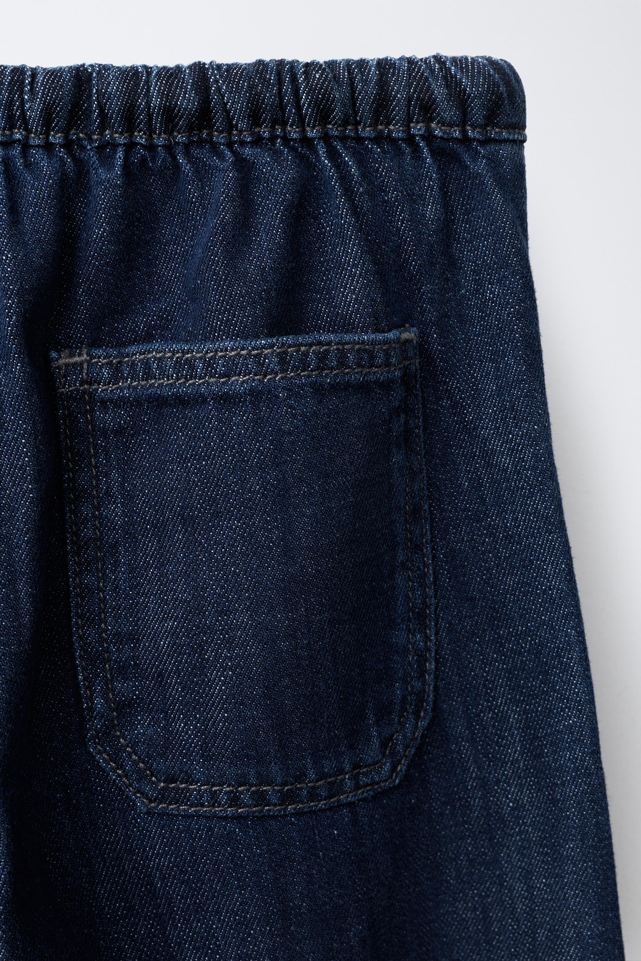 FLOWY WIDE-LEG JEANS
